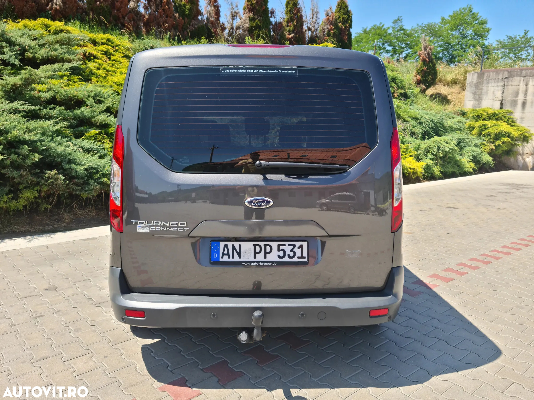 Ford Tourneo Connect 1.5 TDCi LWB (L2) Titanium - 12