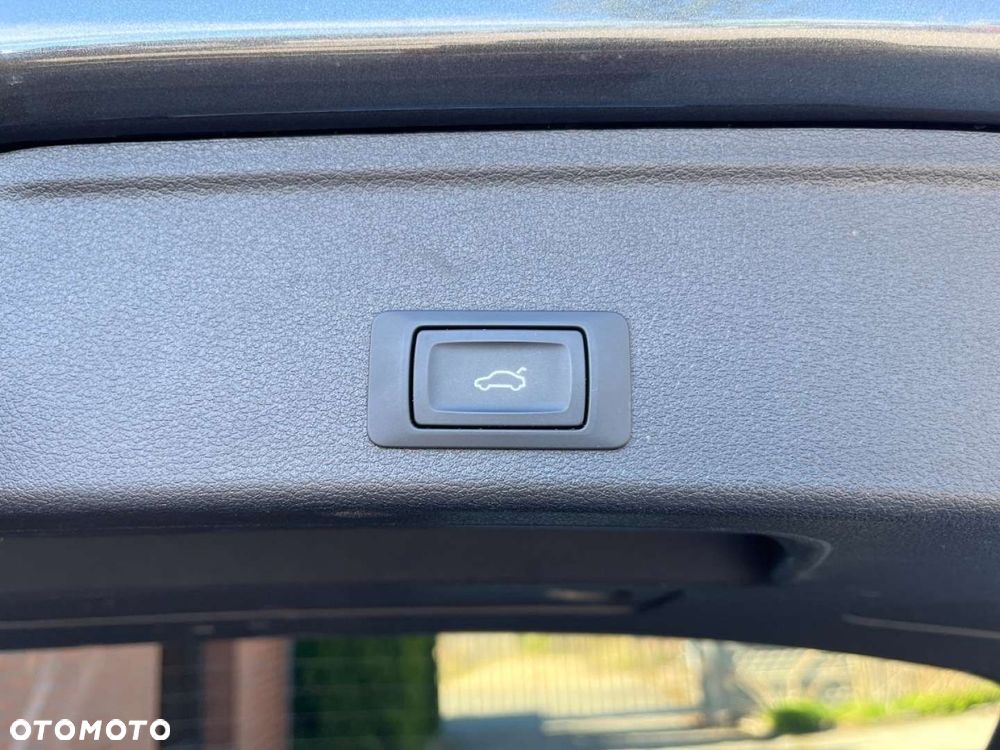 Audi A4 Avant 45 TDI quattro tiptronic - 32