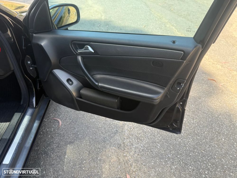 Mercedes-Benz C 220 - 15