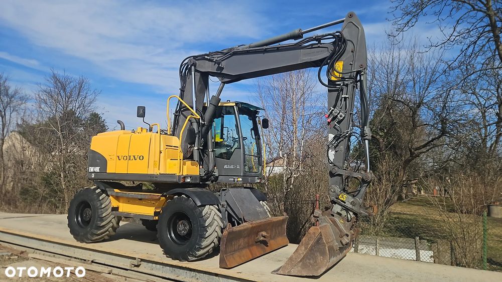 Volvo EW 140C 2008 koparka kołowa powertilt - 4