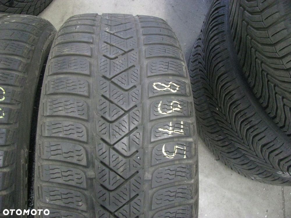 PIRELLI SOTTOZERO 3 SEAL INSIDE 215/55R17 94H 4mm 2szt - 2