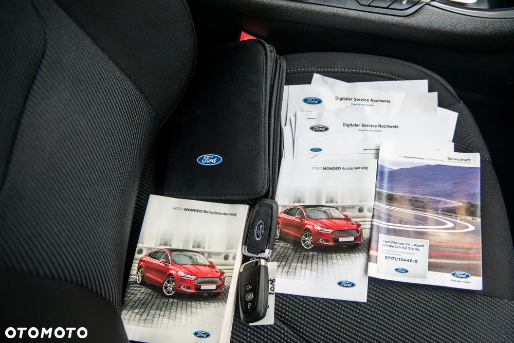 Ford Mondeo 2.0 TDCi PowerShift-Aut Allrad Titanium - 40
