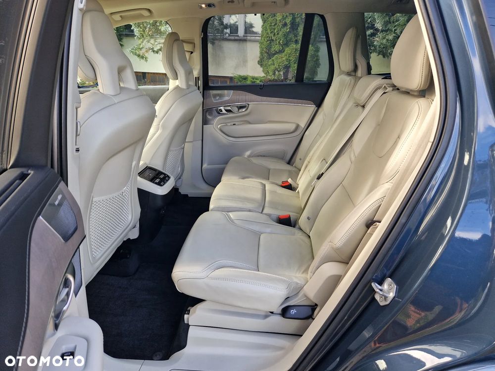 Volvo XC 90 - 27