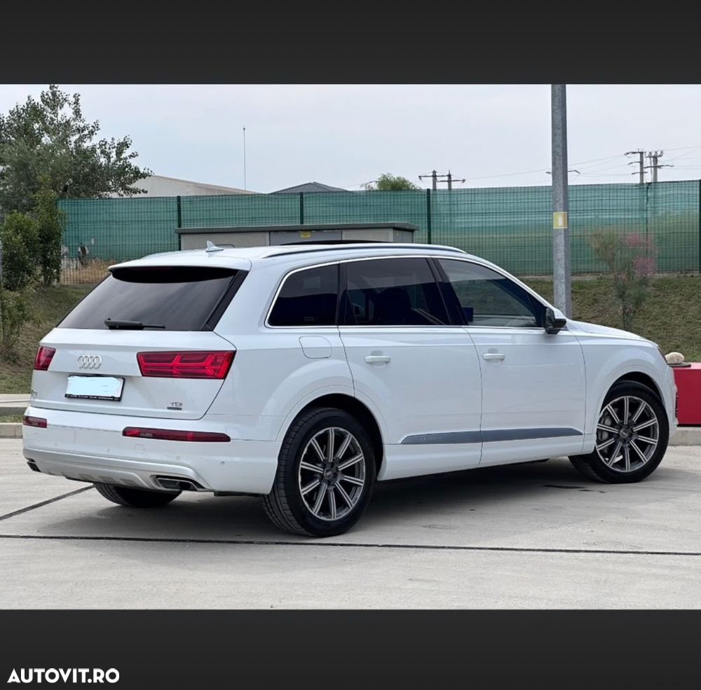Audi Q7 3.0 ultra TDI Quattro Tiptronic - 5