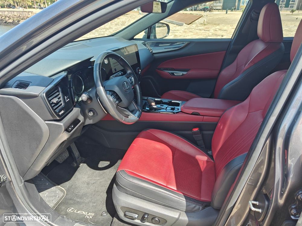 Lexus NX 350h Executive Plus - 14