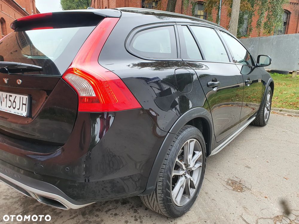 Volvo V60 D3 Drive-E Dynamic Edition (Momentum) - 4