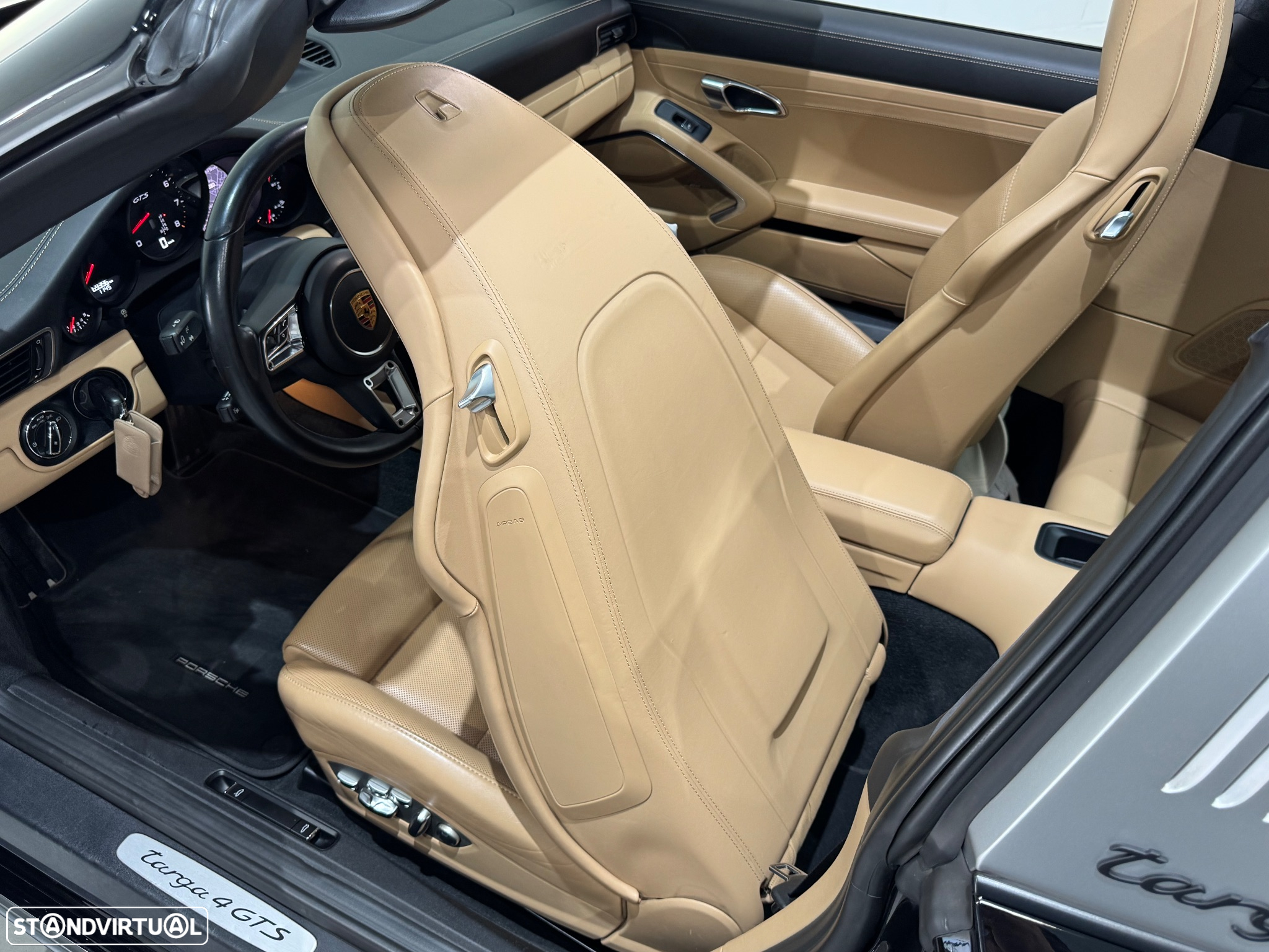 Porsche 911 (991) Targa 4 GTS PDK - 15