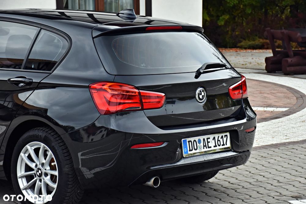 BMW Seria 1 118i Edition Metropolitan - 19