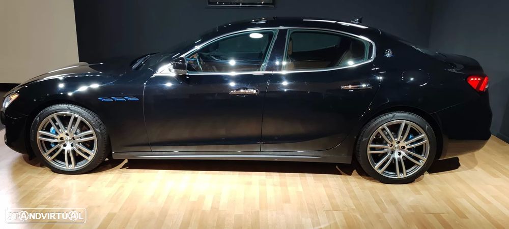 Maserati Ghibli Hybrid GranLusso - 4