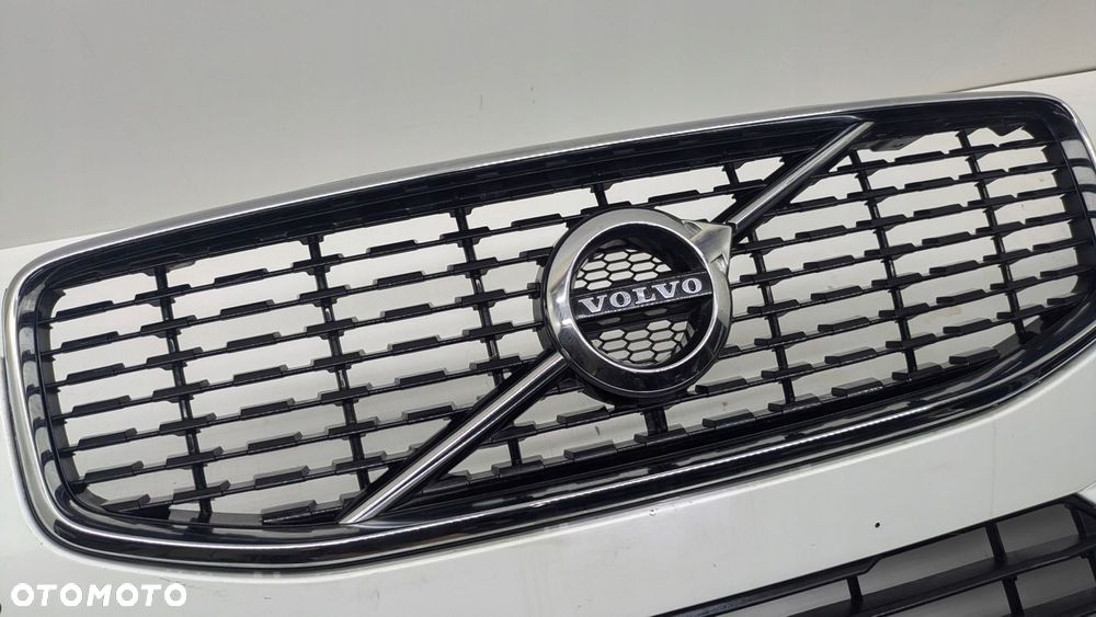 Zderzak przedni VOLVO XC60 II 2018-2021 - 5