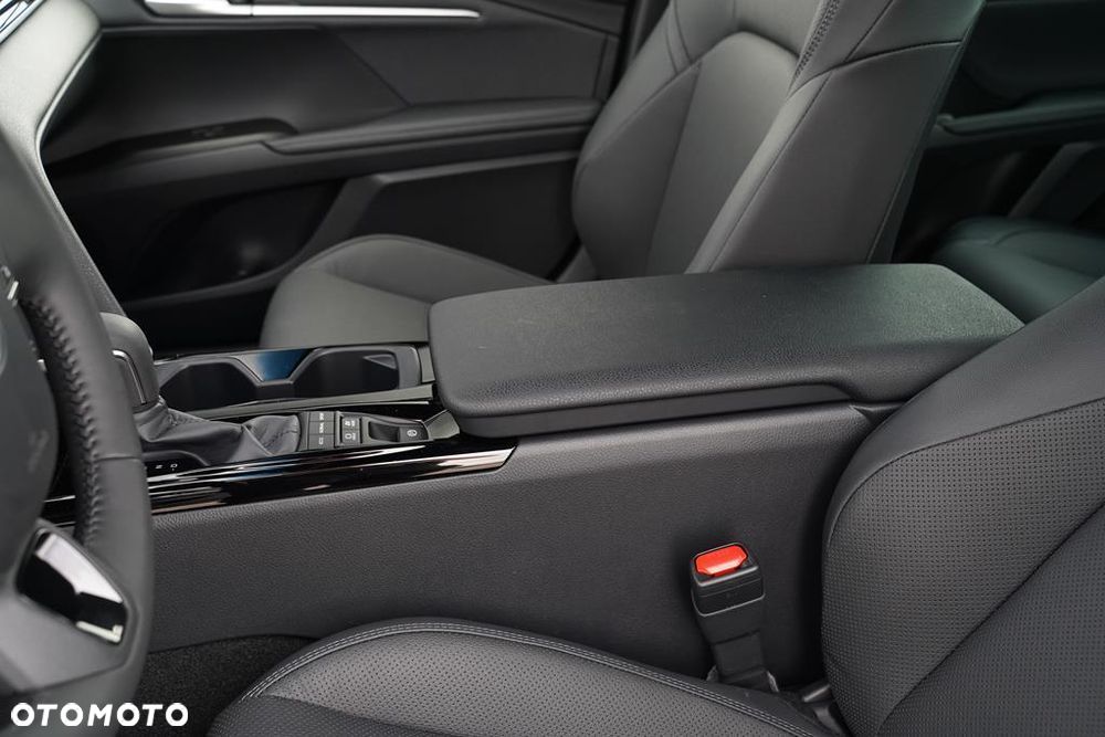 Toyota Camry 2.5 Hybrid Dynamic Force Prestige e-CVT - 26