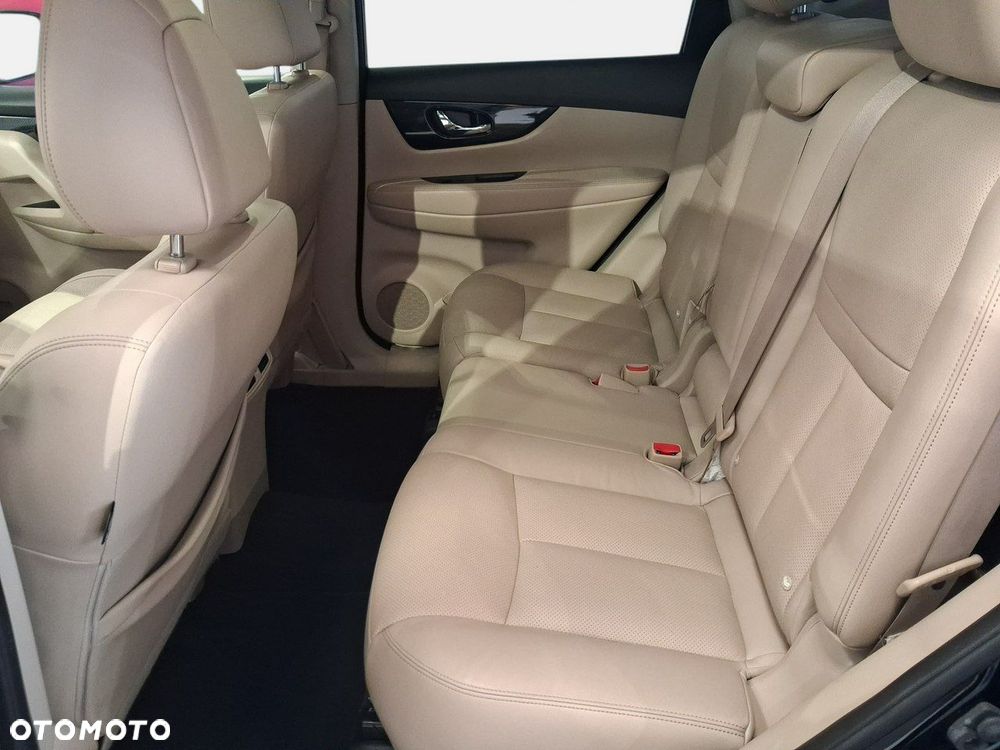 Nissan X-Trail - 16