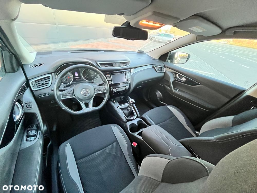 Nissan Qashqai 1.2 DIG-T Visia EU6 - 16