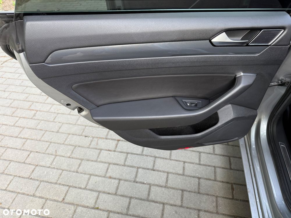 Volkswagen Arteon 2.0 TSI OPF 4Motion DSG R-Line - 21