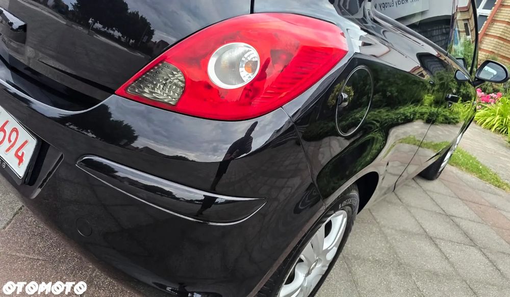 Opel Corsa 1.4 16V Satellite - 22