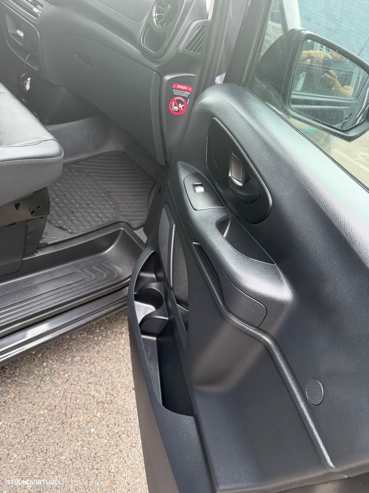 Mercedes-Benz VITO - 15