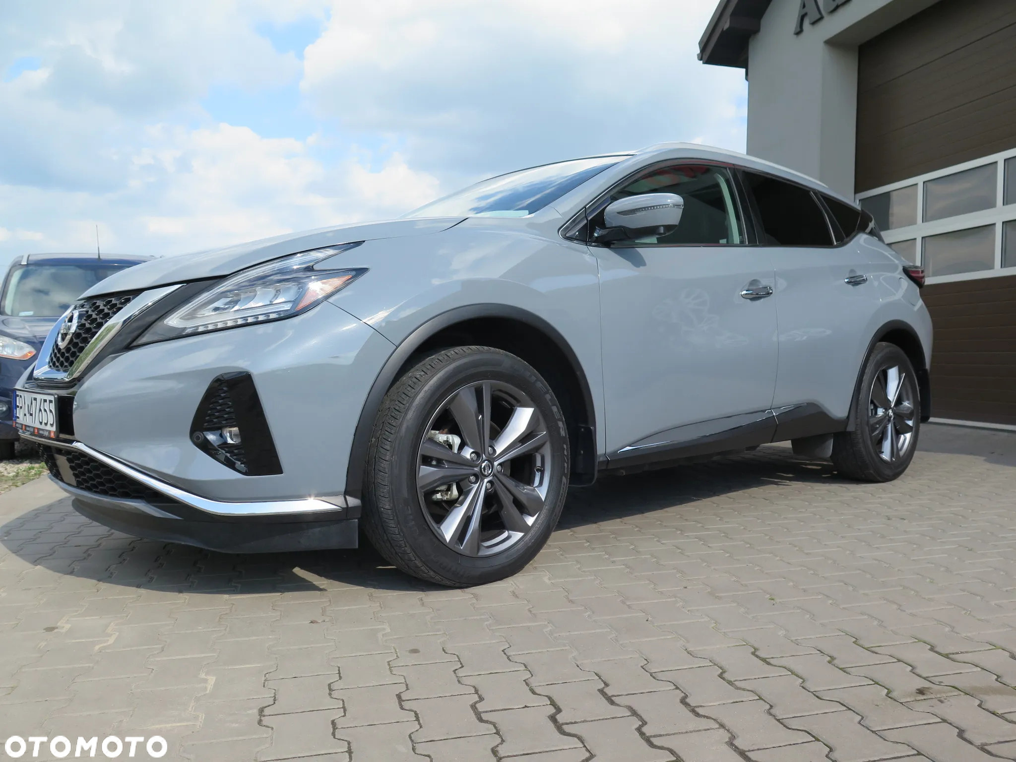 Nissan Murano - 2