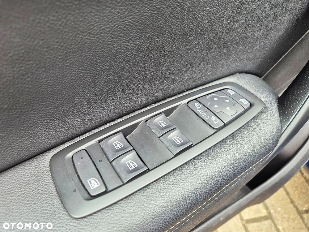 Renault Megane 1.3 TCe FAP Intens EDC - 21