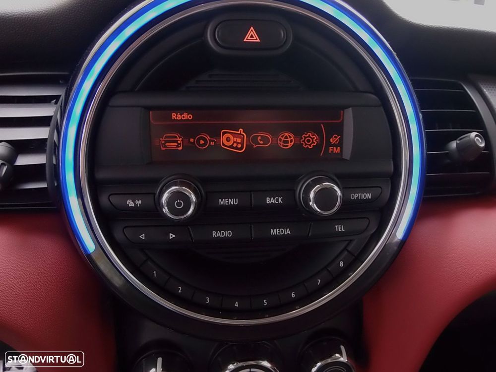 MINI 3 Portas One D - 10