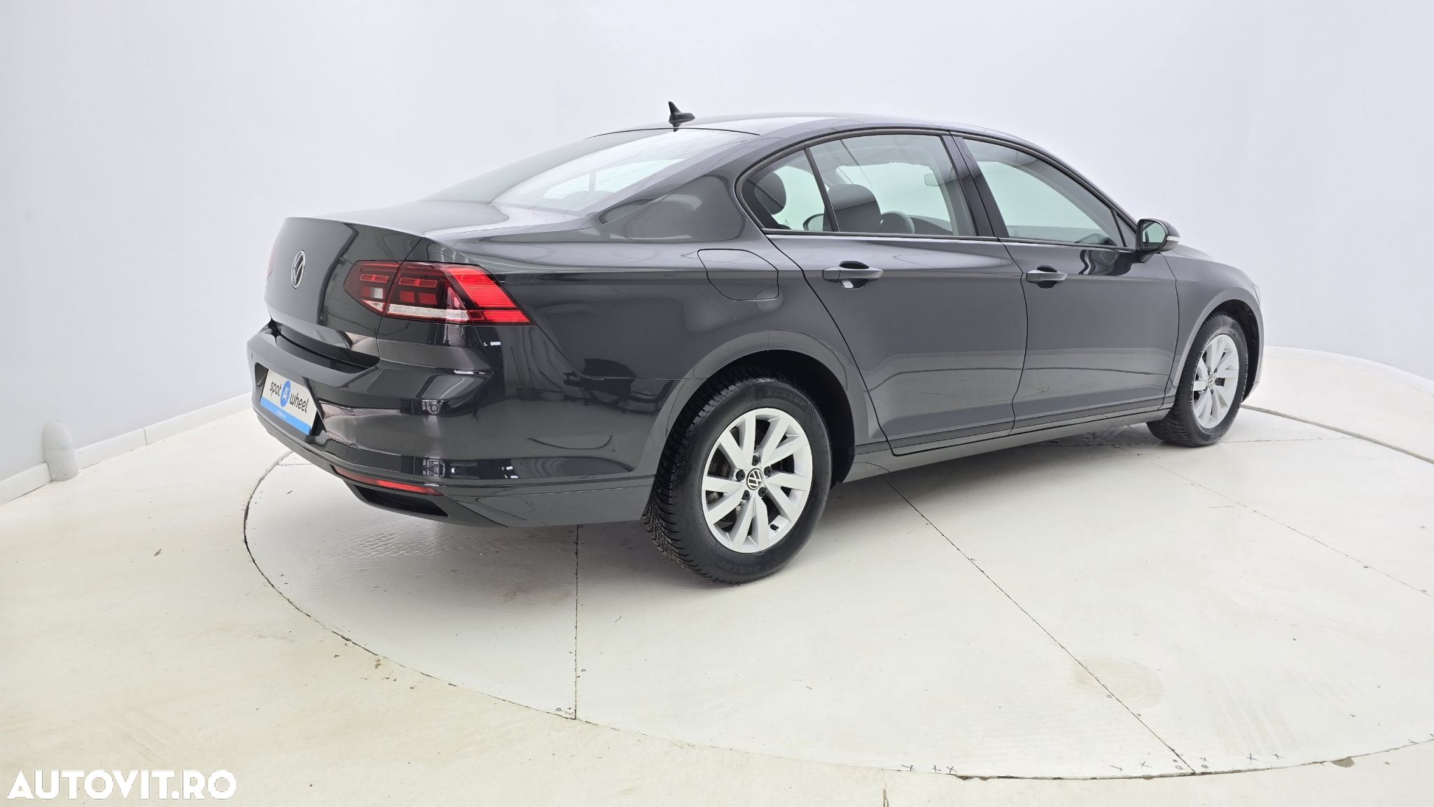 Volkswagen Passat 2.0 TDI DSG Advance - 6