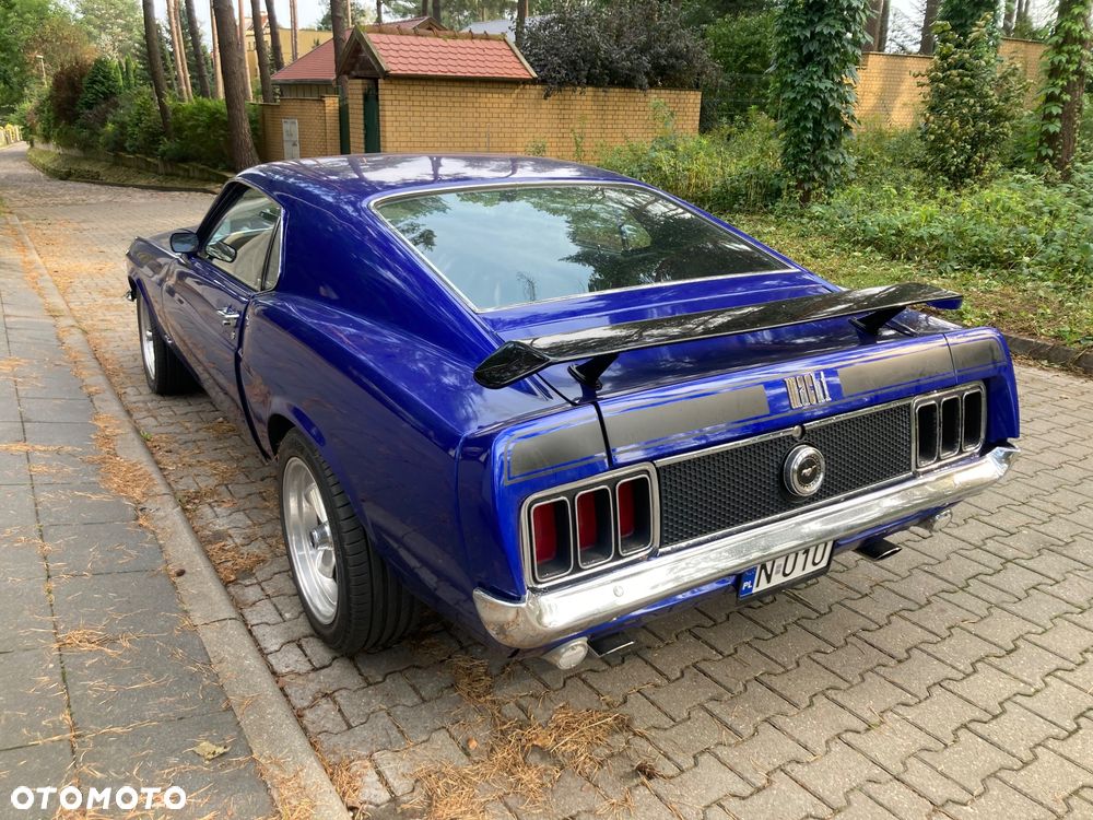 Ford Mustang - 5