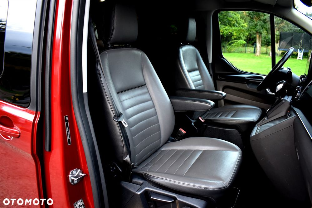 Ford Tourneo Custom 320 L1H1 VA Autm Titanium X - 21
