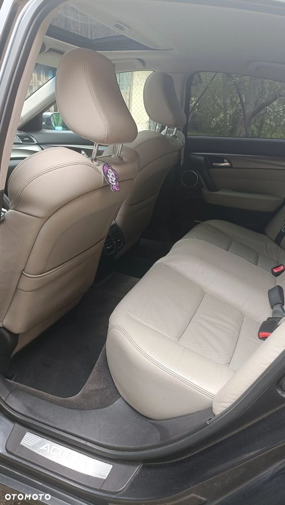 Acura TL - 27