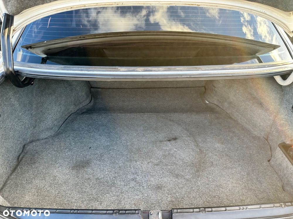 BMW Seria 5 520i - 37