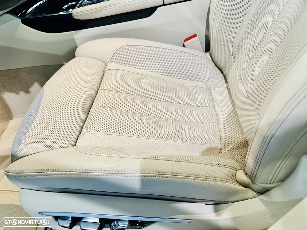BMW 740 d xDrive Pack M - 19