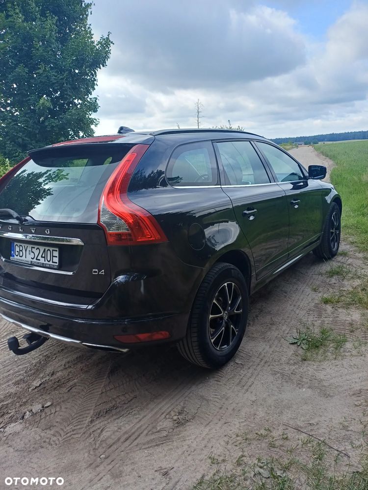 Volvo XC 60 - 4