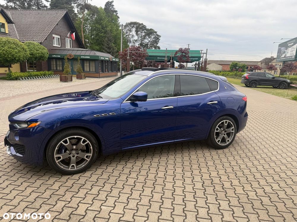Maserati Levante S Q4 - 23