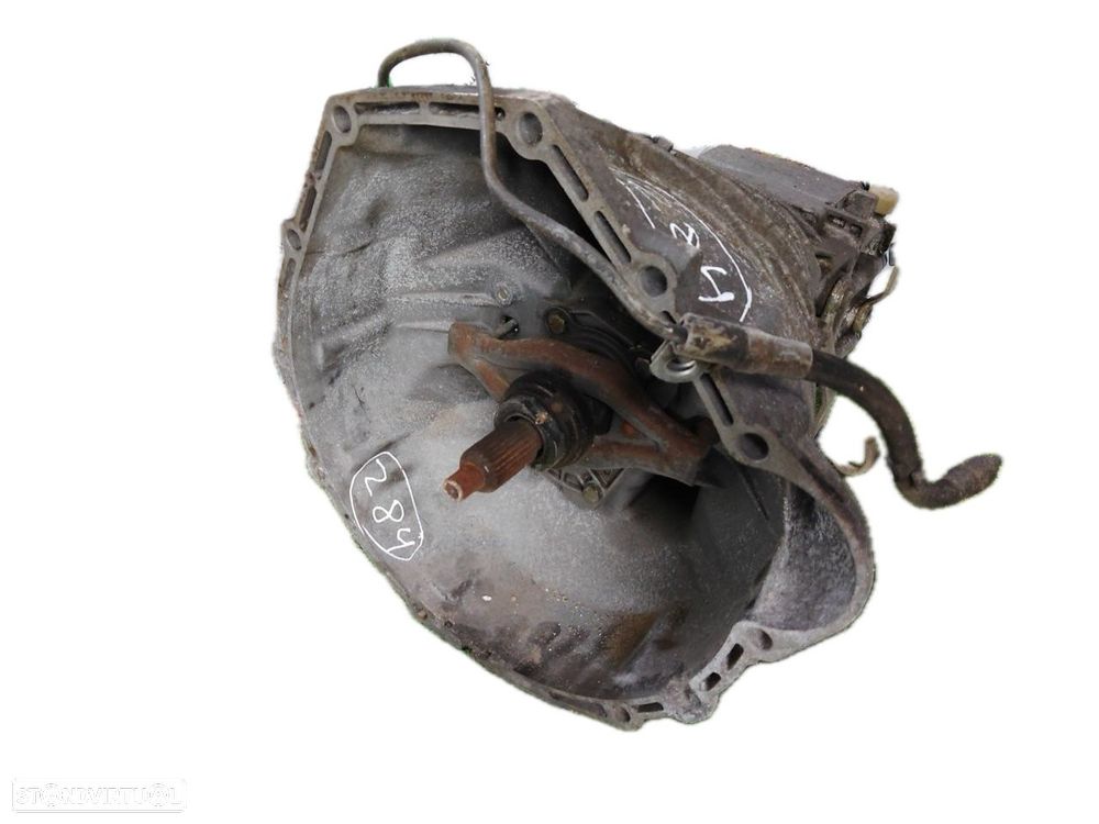 Caixa Velocidades Mercedes-Benz 190 (W201) - 2