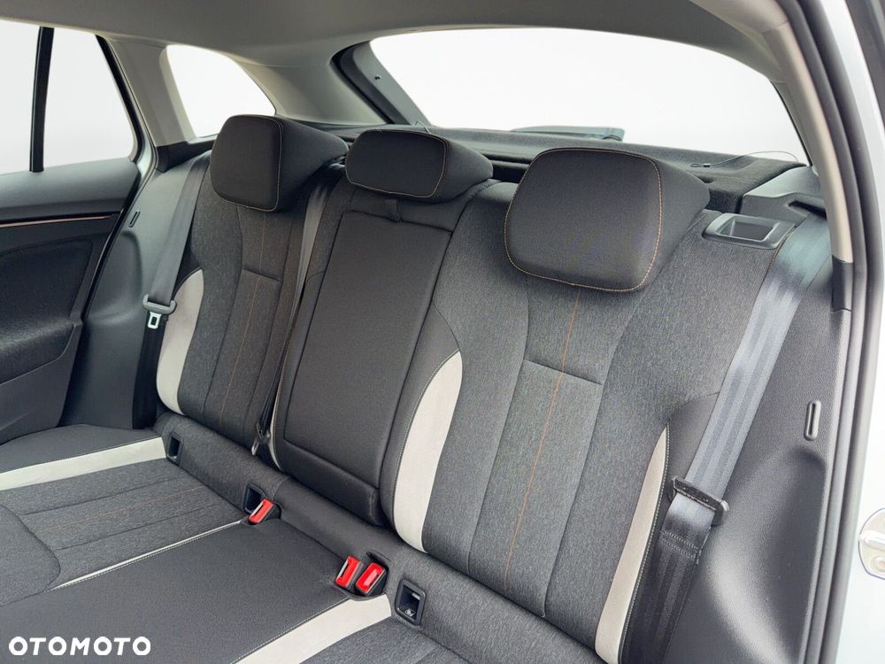 Skoda Scala 1.0 TSI Selection - 30
