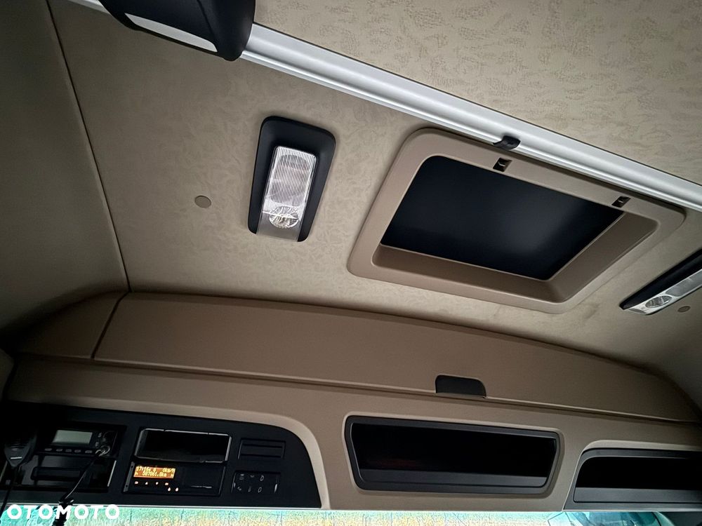 Mercedes-Benz ACTROS 1845 / FIRANKA / 19 EUROPALET / DUŻA KABINA / AUTOMAT / SYPIALKA / WIRTUALNY KOKPIT / 2021 ROK - 26