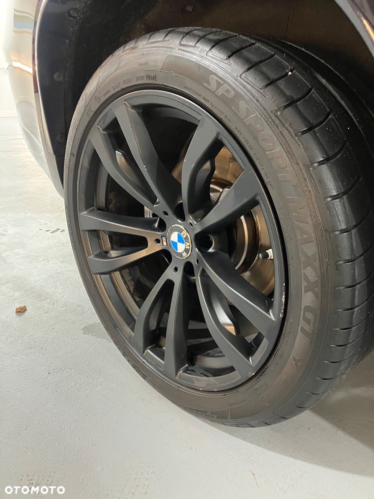 BMW X5 xDrive40d - 32