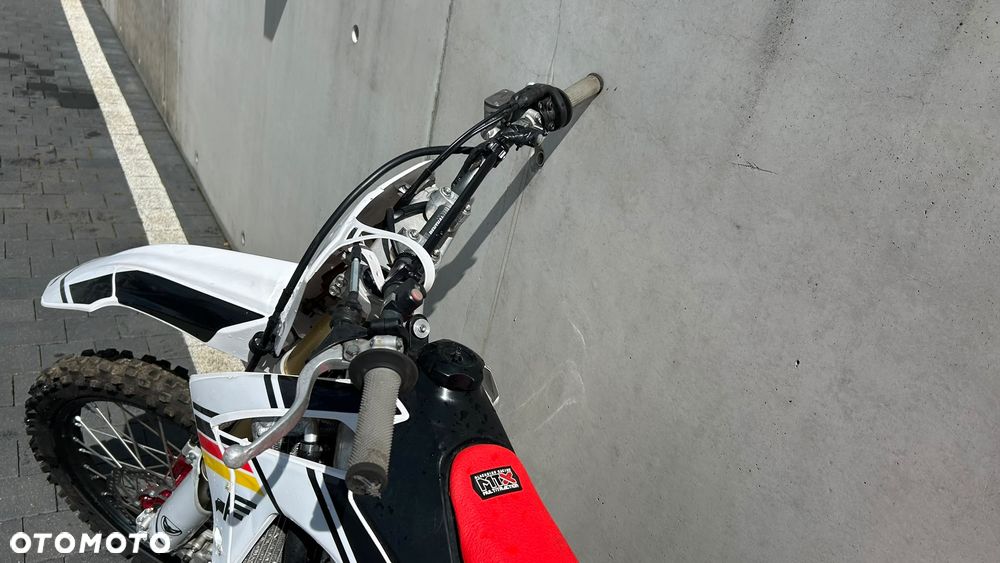 Honda CRF - 11
