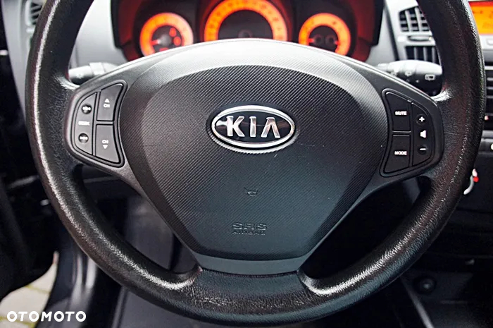 Kia Ceed - 20
