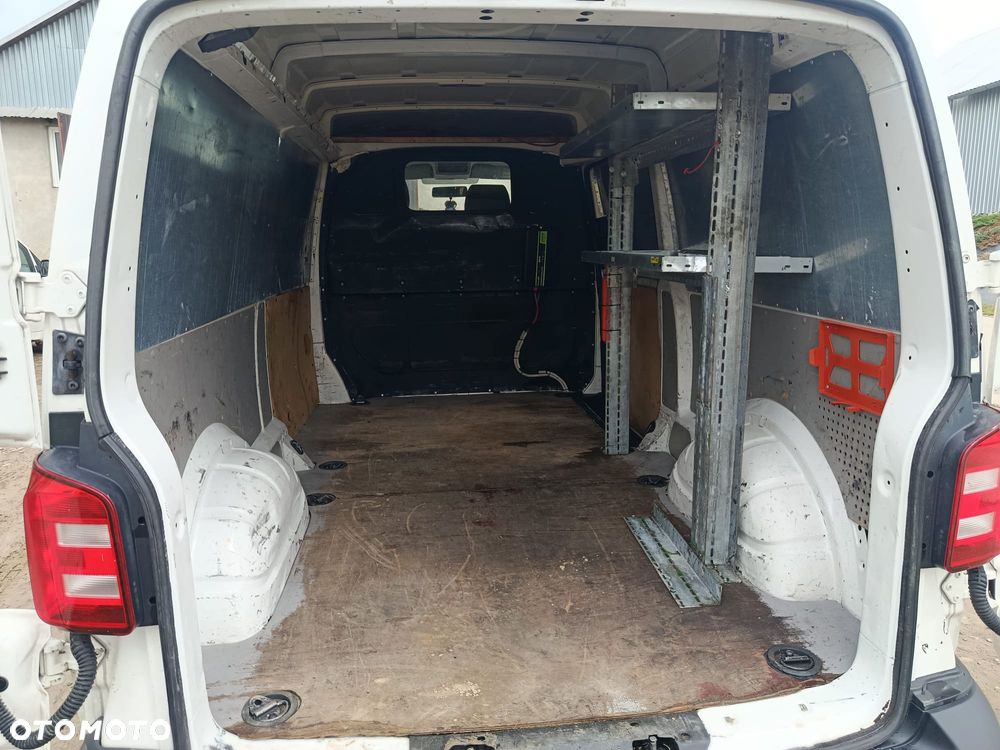 Volkswagen Transporter - 7