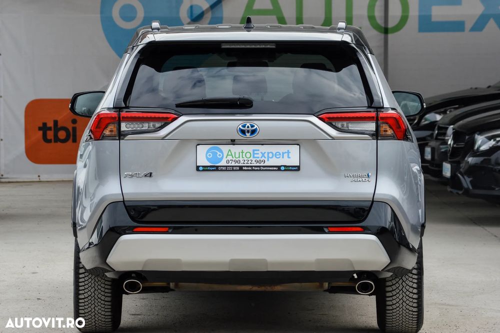 Toyota RAV4 2.5 4x4 Team Deutschland - 15