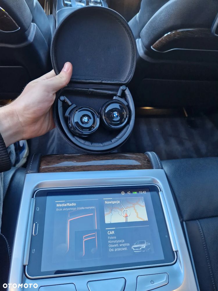 BMW Seria 7 750Ld xDrive - 23