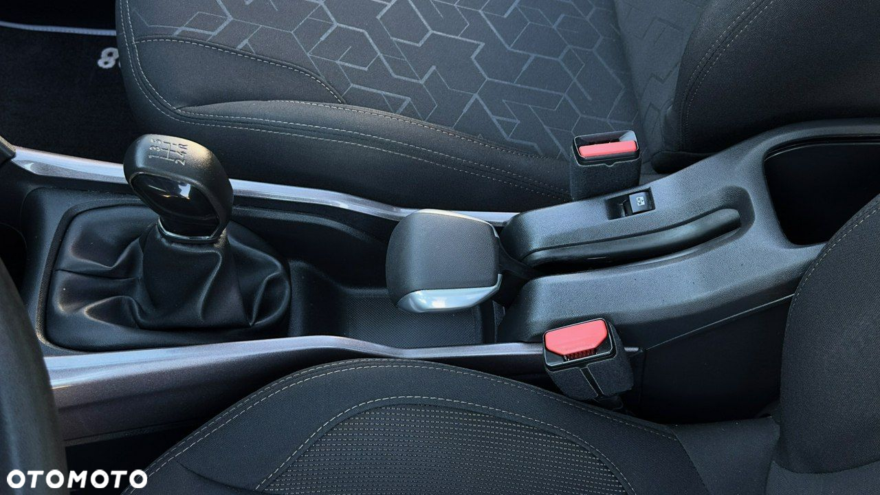 Peugeot 2008 - 28