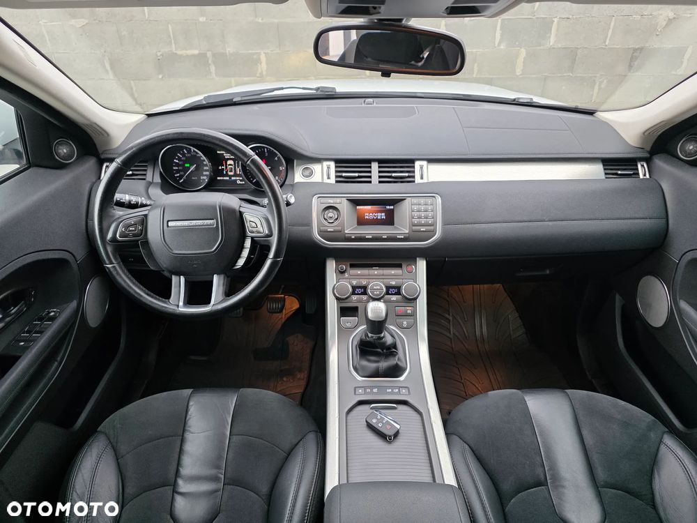 Land Rover Range Rover Evoque - 32