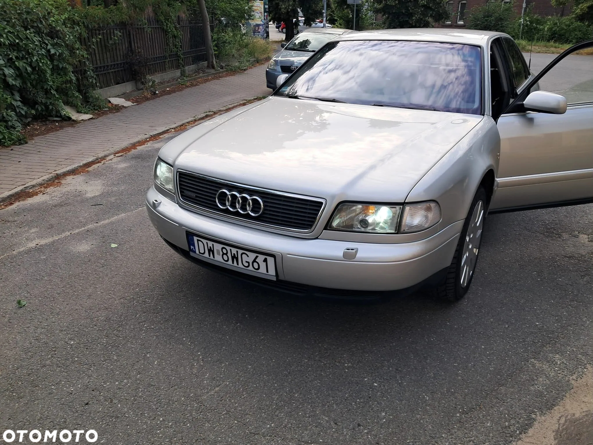 Audi A8 - 2