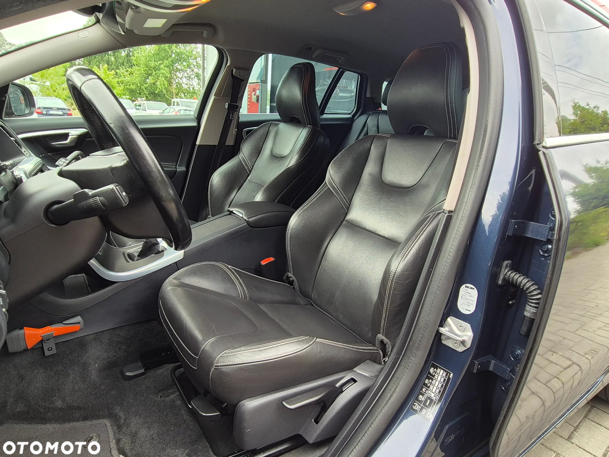 Volvo V60 D4 Drive-E Dynamic Edition (Momentum) - 25