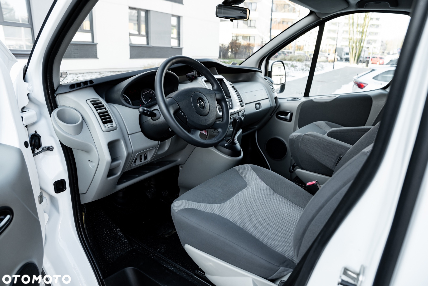 Opel Vivaro 2.5 CDTI L2H1 (Tecshift) Easytronic Life - 16