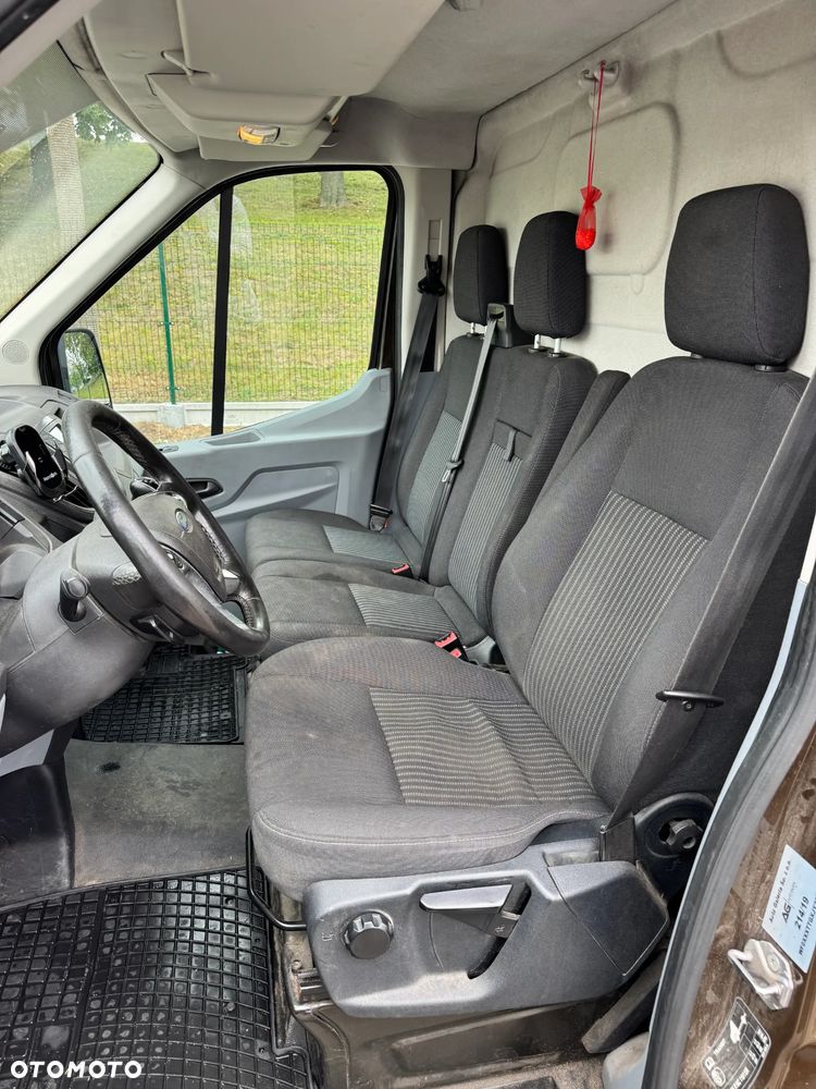 Ford Transit - 11
