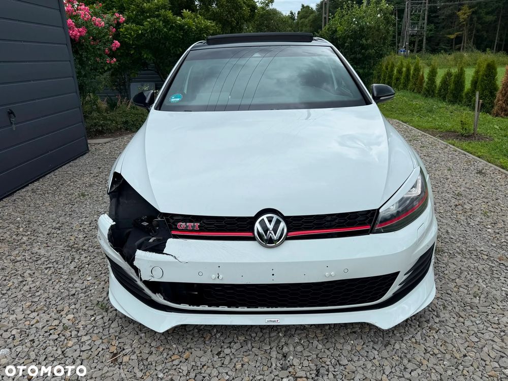 Volkswagen Golf GTI Performance BlueMotion Technology DSG - 10
