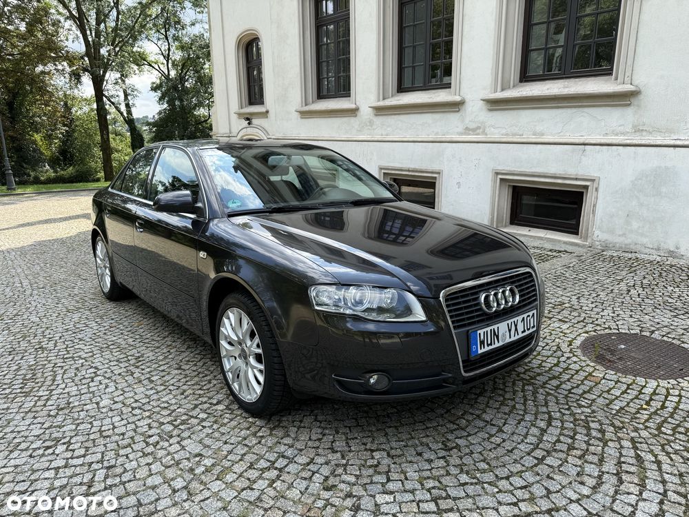 Audi A4 Limousine - 2