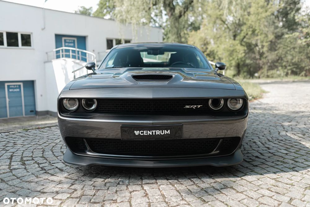 Dodge Challenger - 7