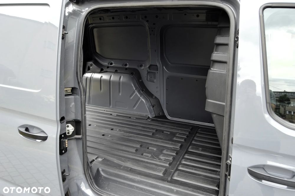 Volkswagen Caddy MAXI - 9